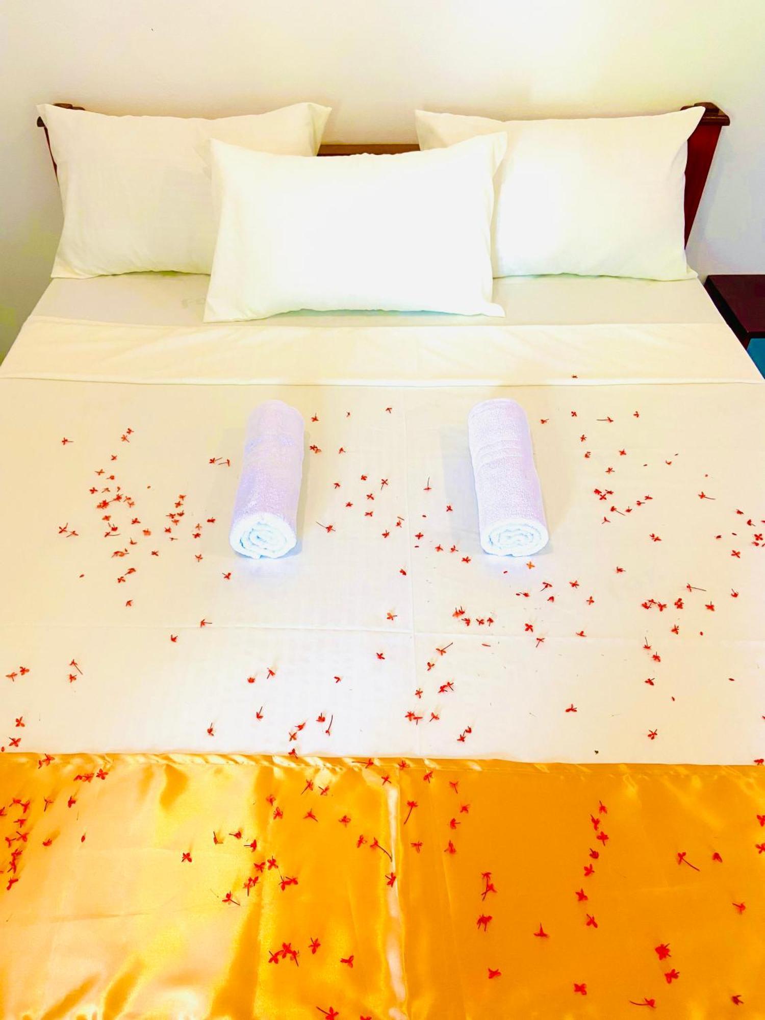 Marina Way Hotel Arugam Bay Luaran gambar