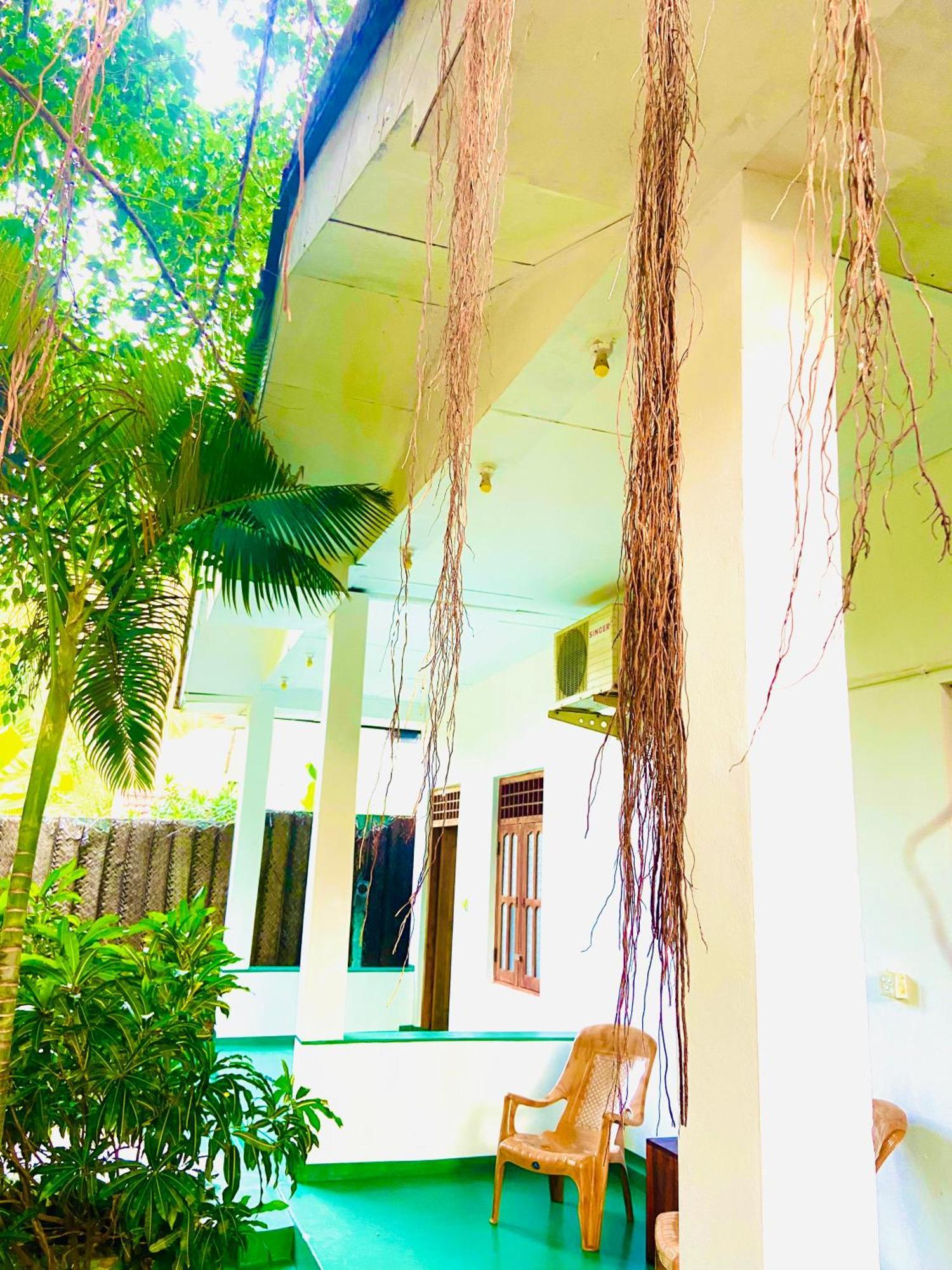 Marina Way Hotel Arugam Bay Luaran gambar